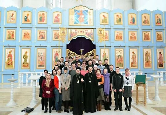 Епископ Каскеленский Геннадий встретился с участниками клуба Астанайского православного молодежного движения